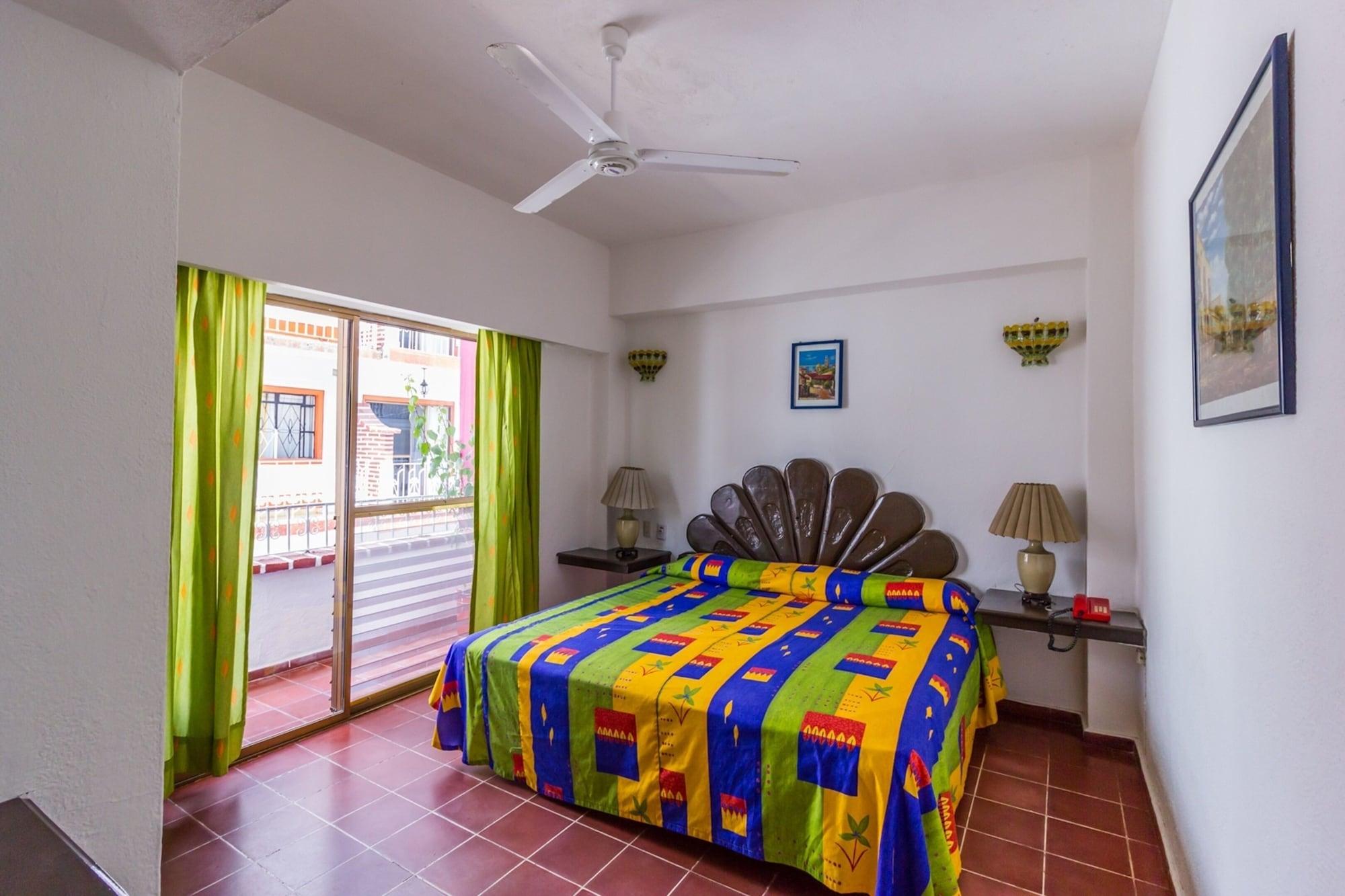 Suites Plaza Del Rio - Family Hotel Malecon Centro Puerto Vallarta Dış mekan fotoğraf