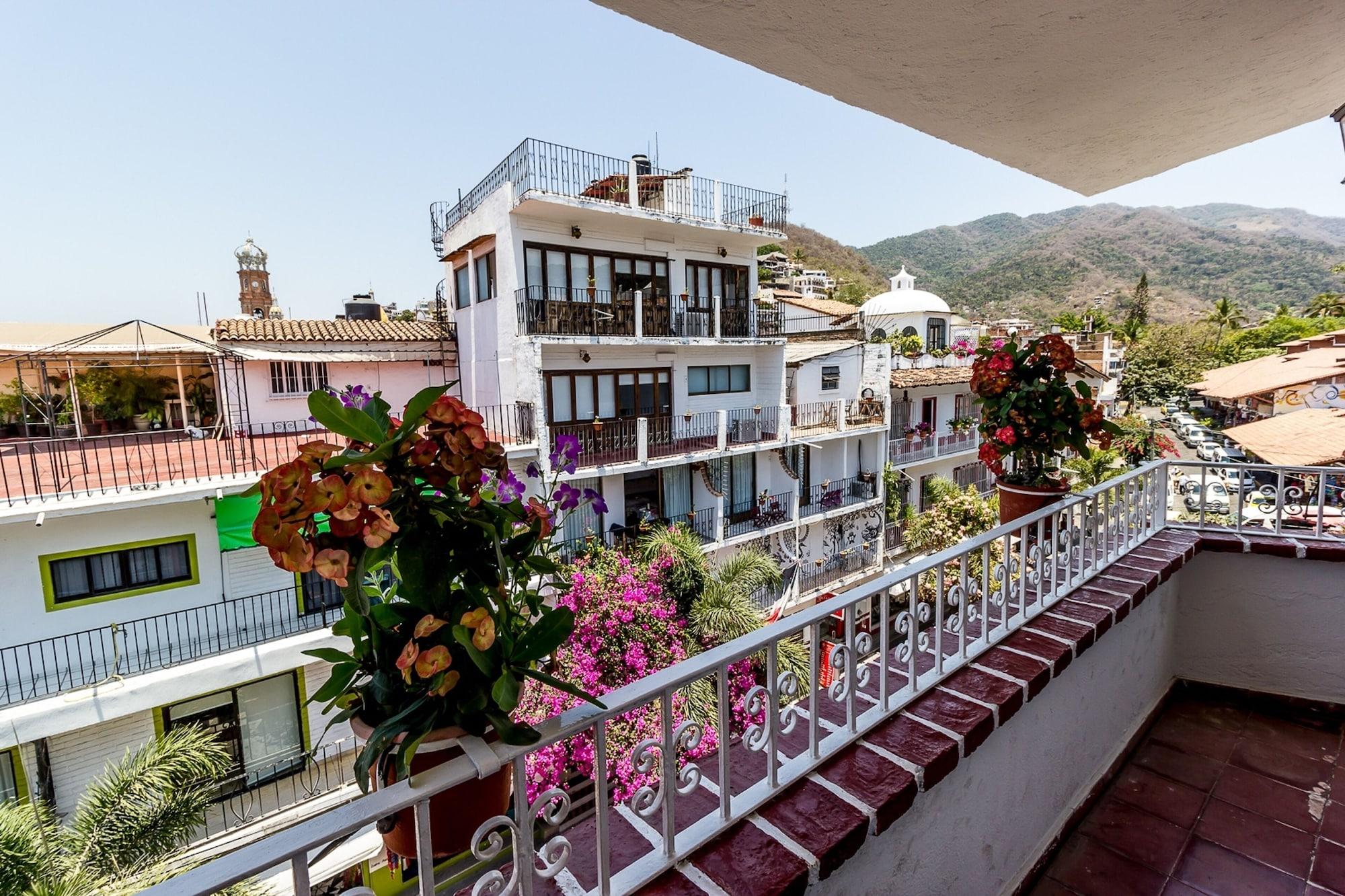 Suites Plaza Del Rio - Family Hotel Malecon Centro Puerto Vallarta Dış mekan fotoğraf