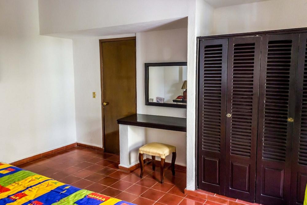 Suites Plaza Del Rio - Family Hotel Malecon Centro Puerto Vallarta Dış mekan fotoğraf
