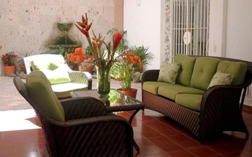 Suites Plaza Del Rio - Family Hotel Malecon Centro Puerto Vallarta Dış mekan fotoğraf